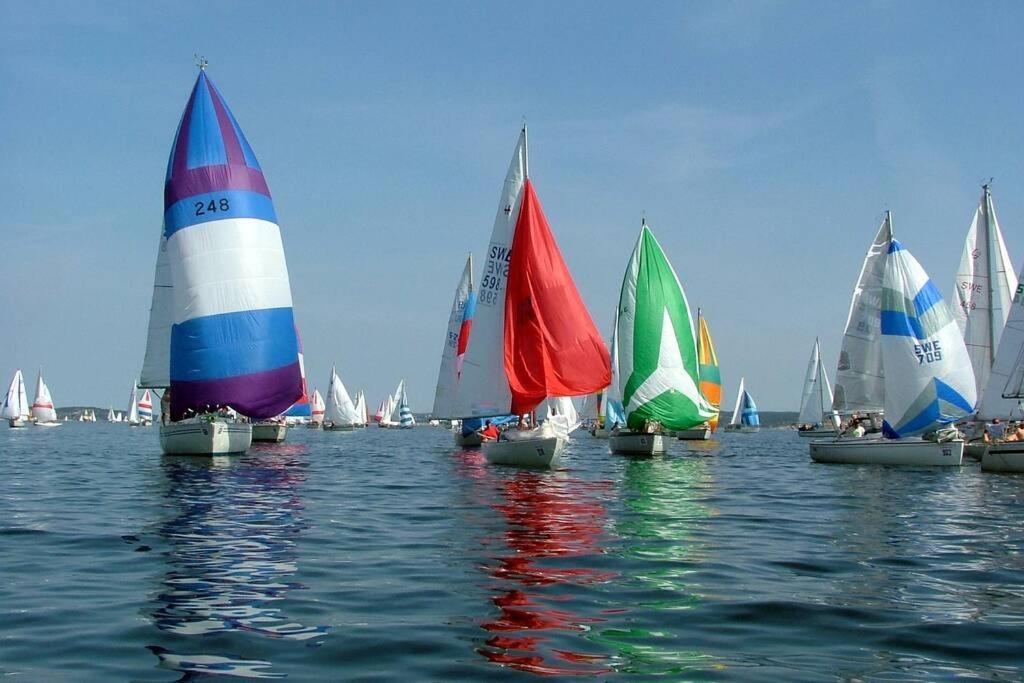 Tjoern Gaeststuga Naera Hakefjorden Berga  エクステリア 写真